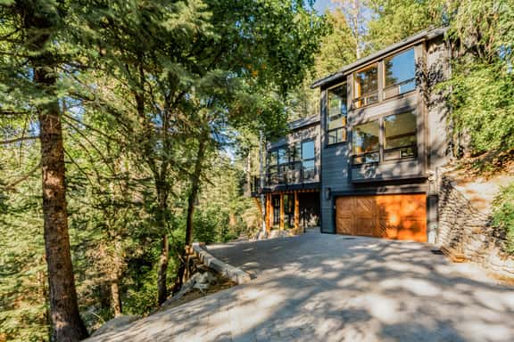 Mountain Modern - Image 1