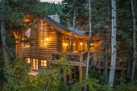 Treehouse Lodge - Image 1
