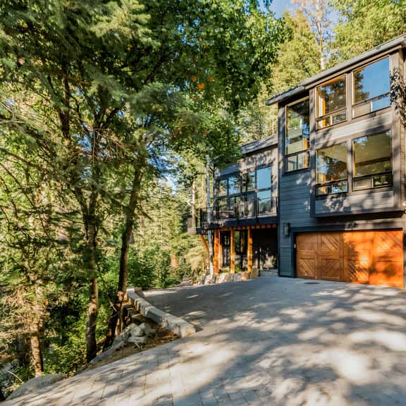 Mountain Modern - Image 1