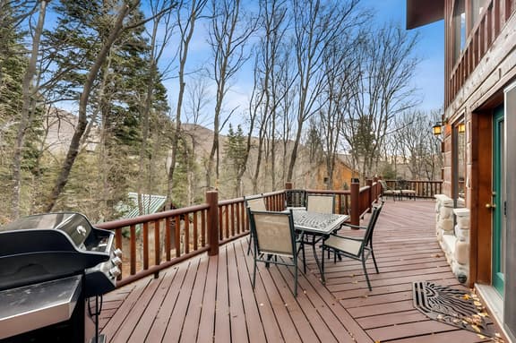 Escape Lodge